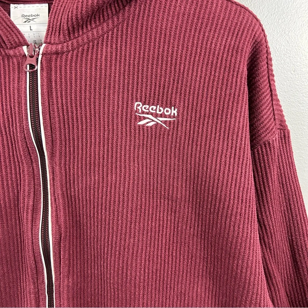Reebok Burgundy Ribbed Cropped Hoodie Size Large - Picture 4 of 13